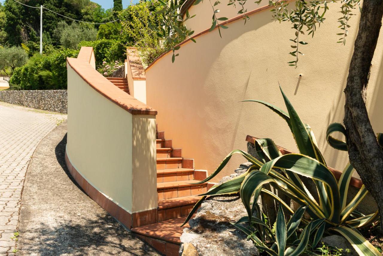 Sea & Culture Apartment Леричи Екстериор снимка