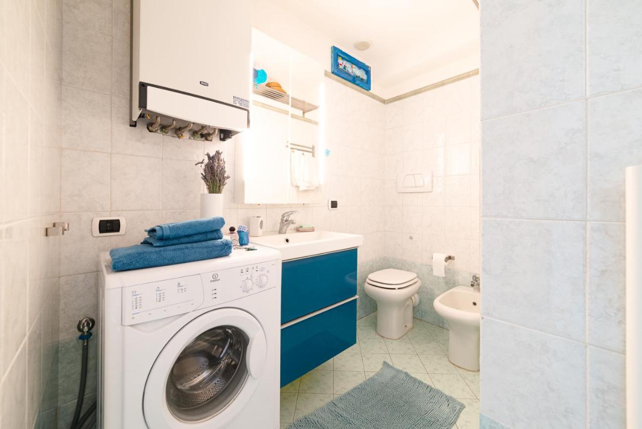 Sea & Culture Apartment Леричи Екстериор снимка