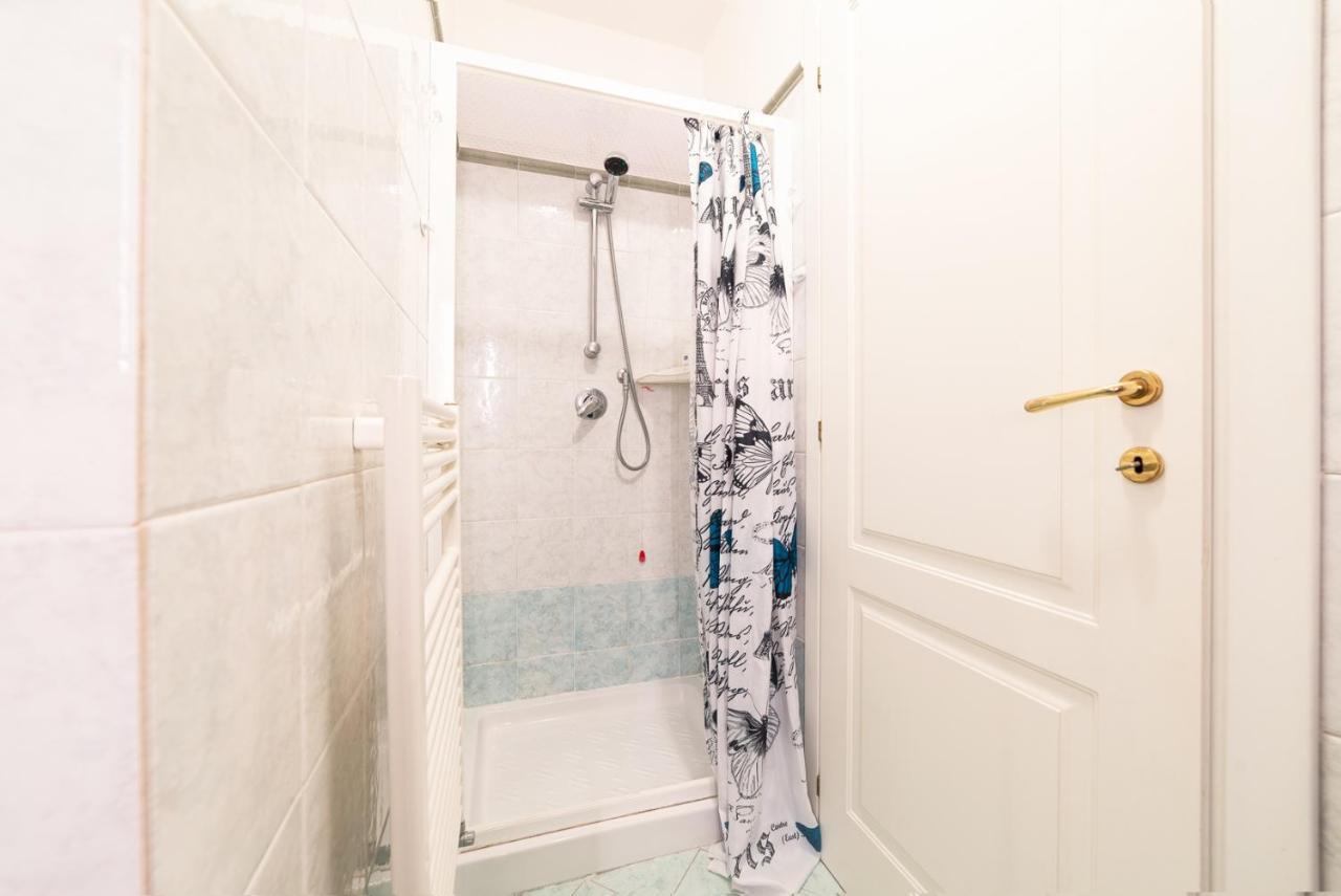 Sea & Culture Apartment Леричи Екстериор снимка